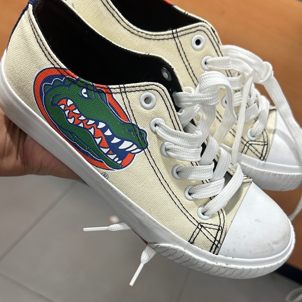 Florida gator Sneakers  canvas with Gator Logo - FOCO women's 7